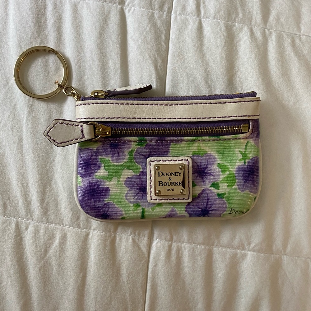Dooney and Bourke key wallet